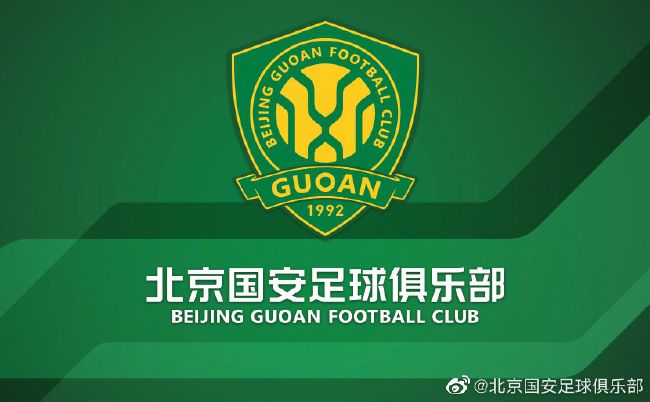 米哈尔科夫还利用电视屏幕拓展空间。